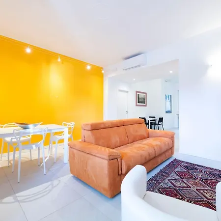 아파트 A Casa Di Chiara By Reasy&busy *